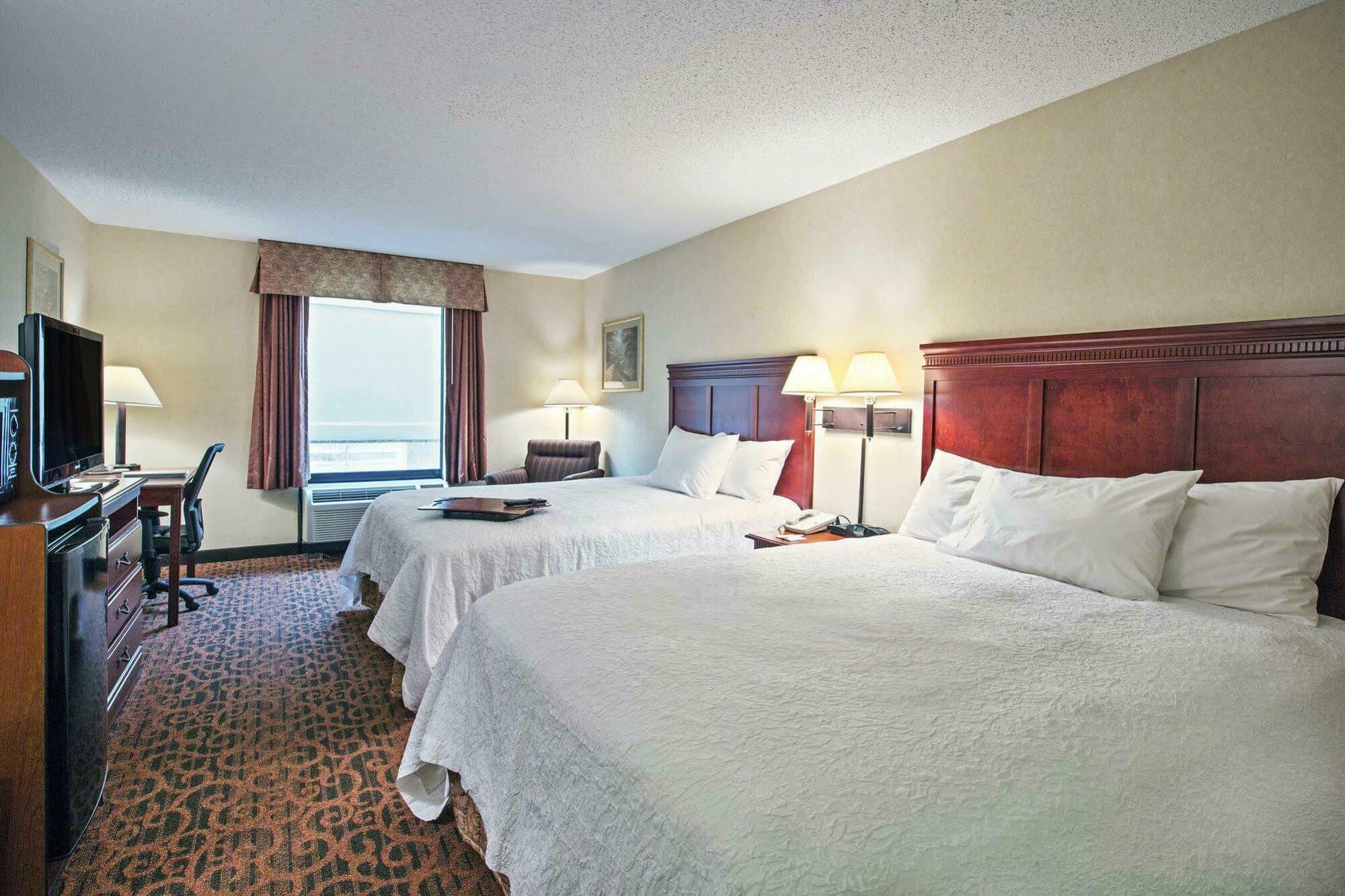 Hampton Hotel 3*